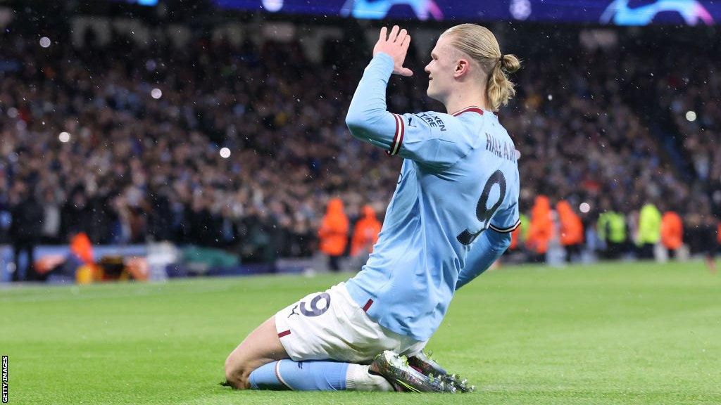 CITY TUMBANGKAN ARSENAL DI ETIHAD