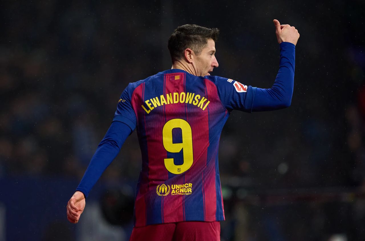 ZAMAN LEWANDOWSKI BERAKHIR