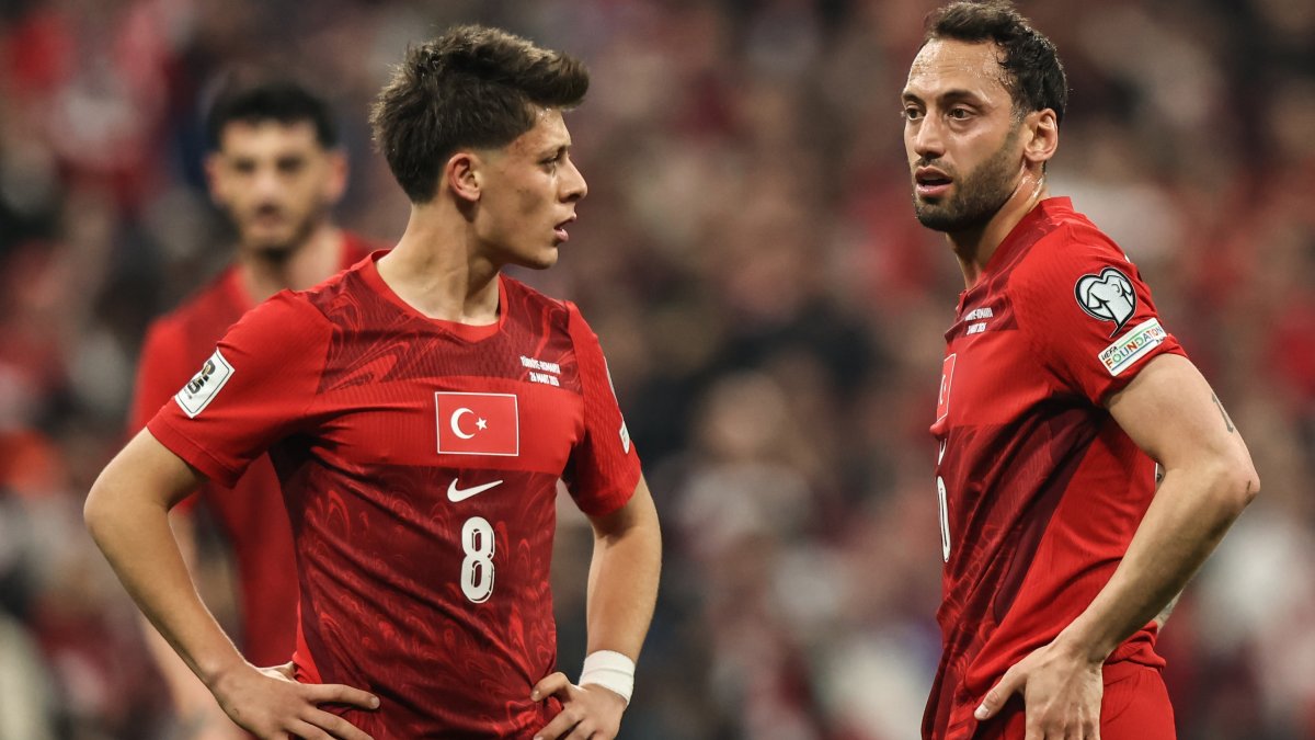 HAKAN CALHANOGLU DAN ARDA GULER DIBELENGGU KECEDERAAN MENJELANG PIALA DUNIA 2026