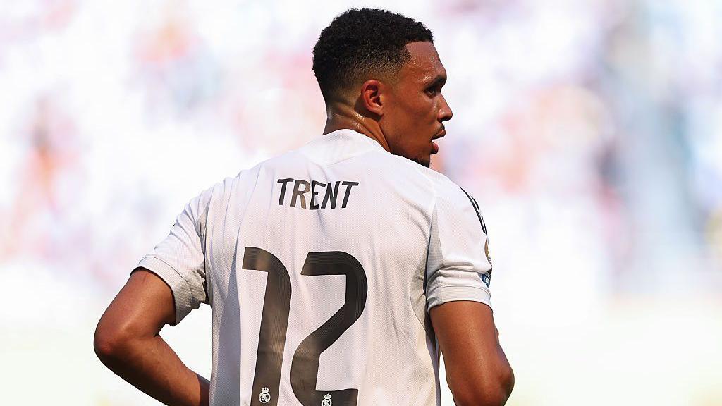 LALUAN MUDAH BUAT TRENT ALEXANDER-ARNOLD