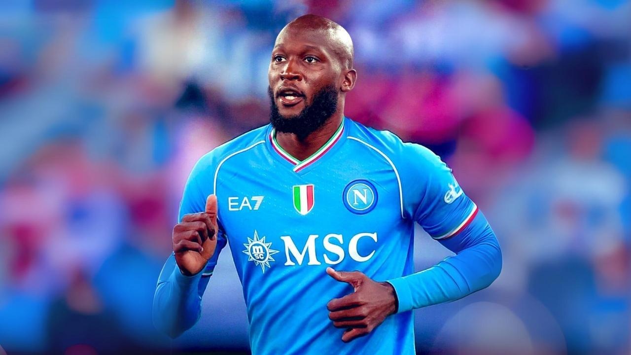 LUKAKU KEMBALI KE PADANG LATIHAN
